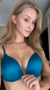 Фото проститутки Вика №2 в городе Старый Оскол